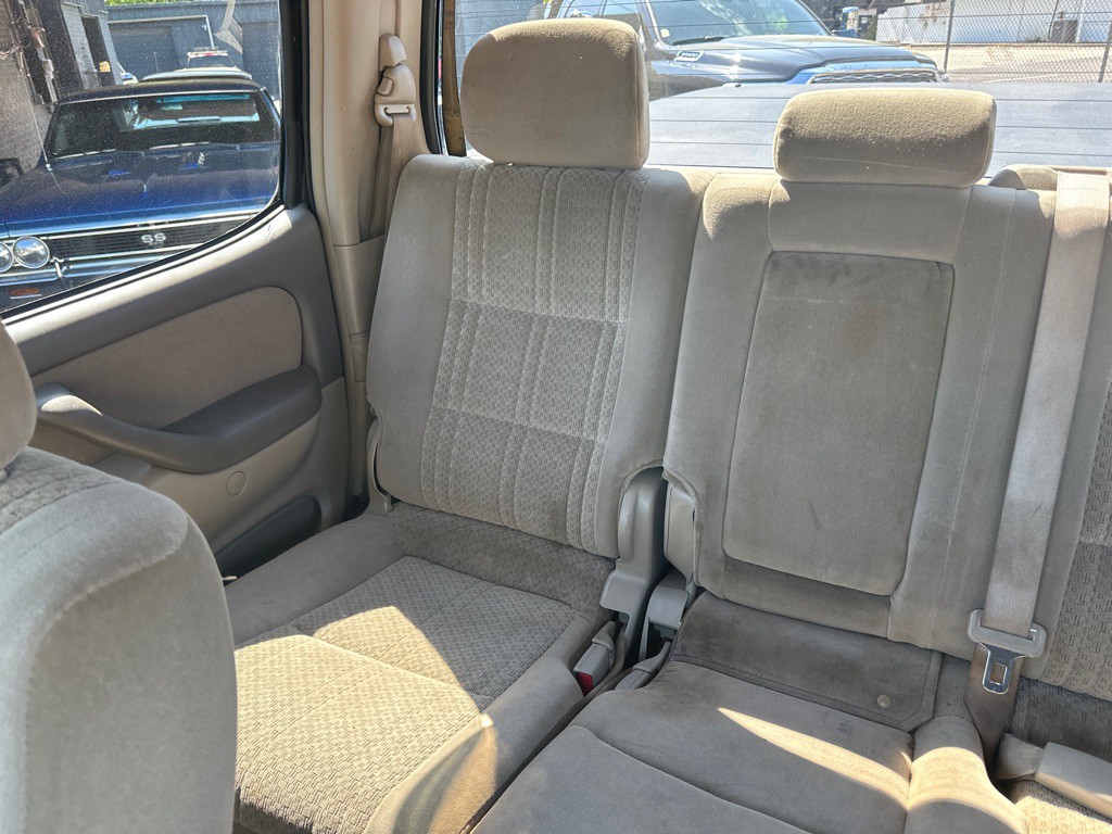 2005 Toyota Tundra Image 12