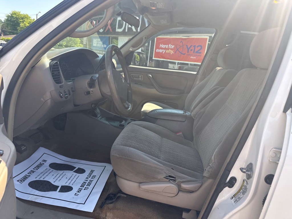 2005 Toyota Tundra Image 16