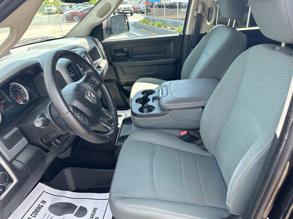 2017 RAM 1500 Image 5