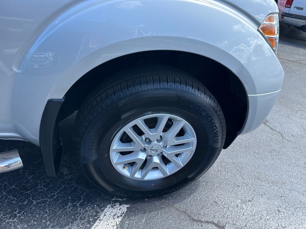 2019 Nissan Frontier Image 6