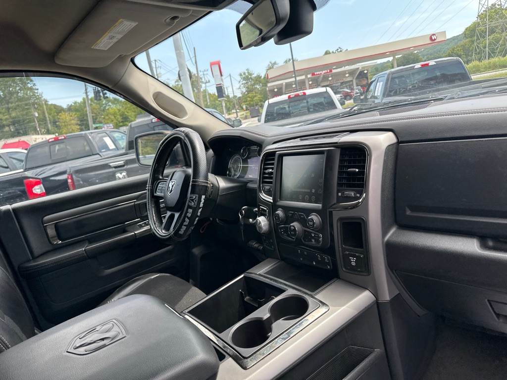 2014 RAM 1500 Image 9