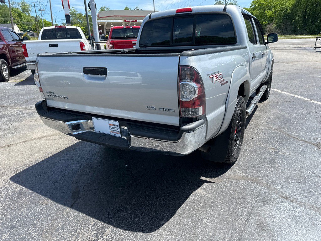 2010 Toyota Tacoma Image 4