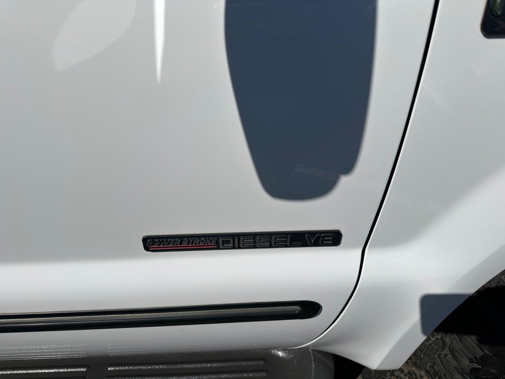2000 Ford F-250 Image 8