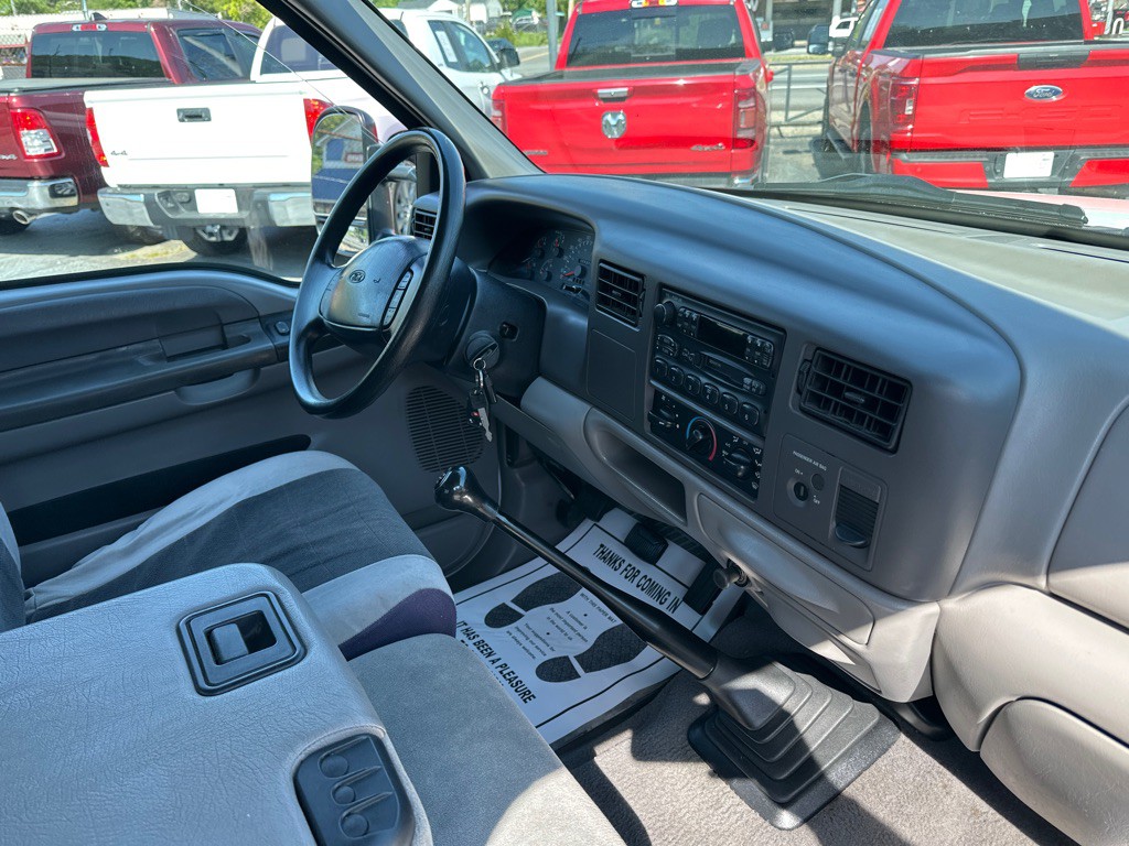 2000 Ford F-250 Image 11