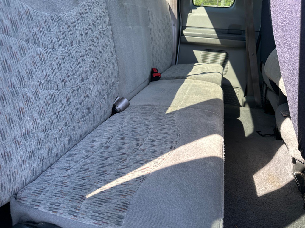 2000 Ford F-250 Image 12