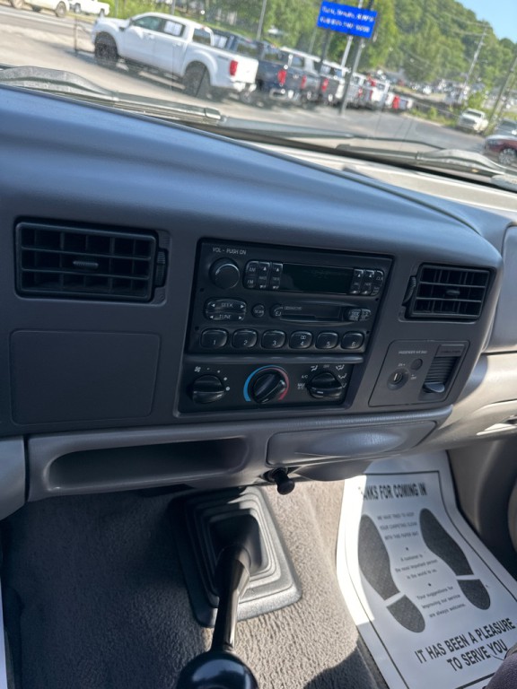 2000 Ford F-250 Image 18