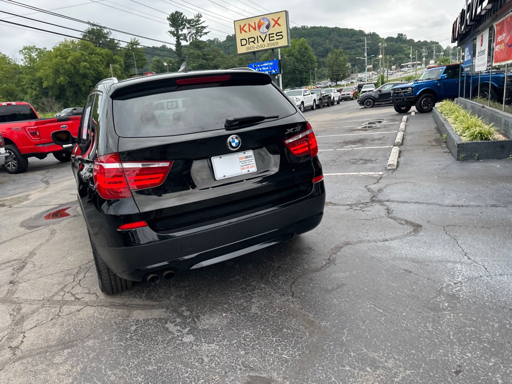 2011 BMW X3 Image 2