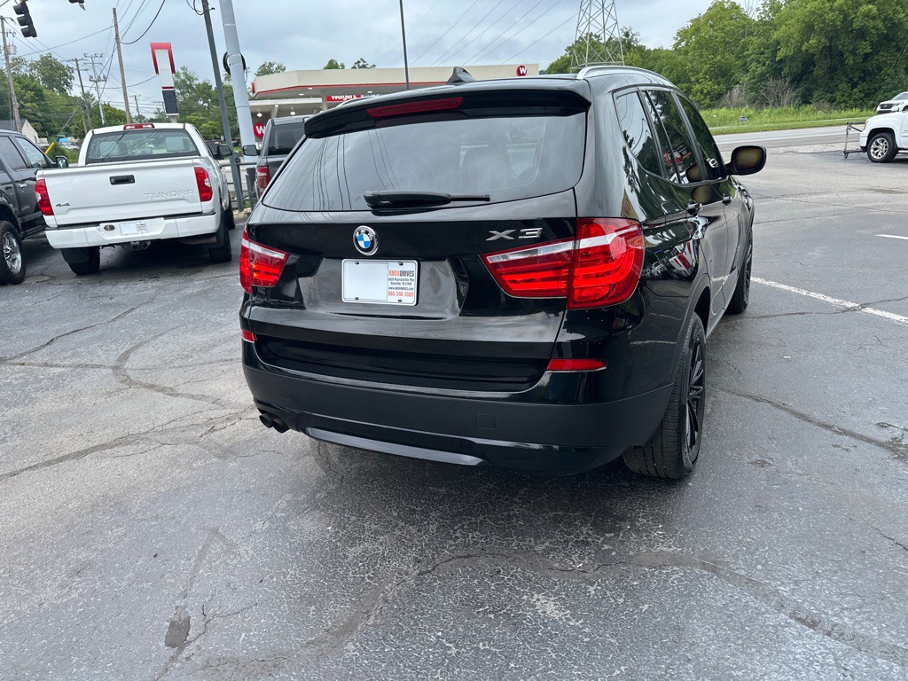 2011 BMW X3 Image 3
