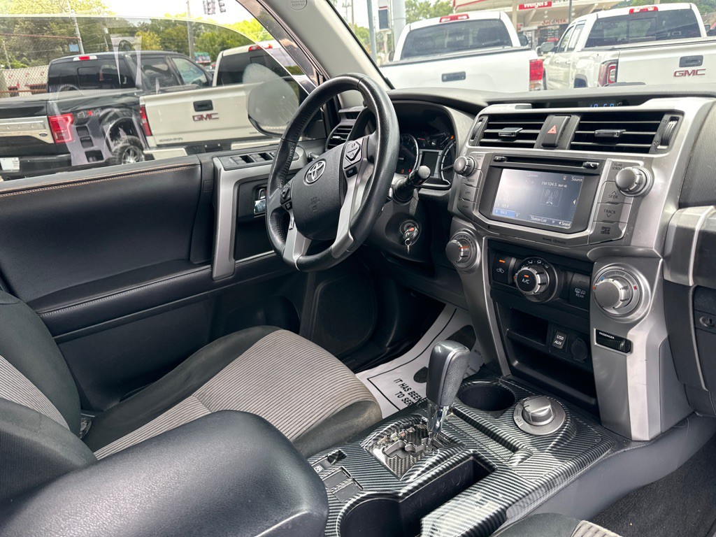 2018 Toyota 4Runner Image 8
