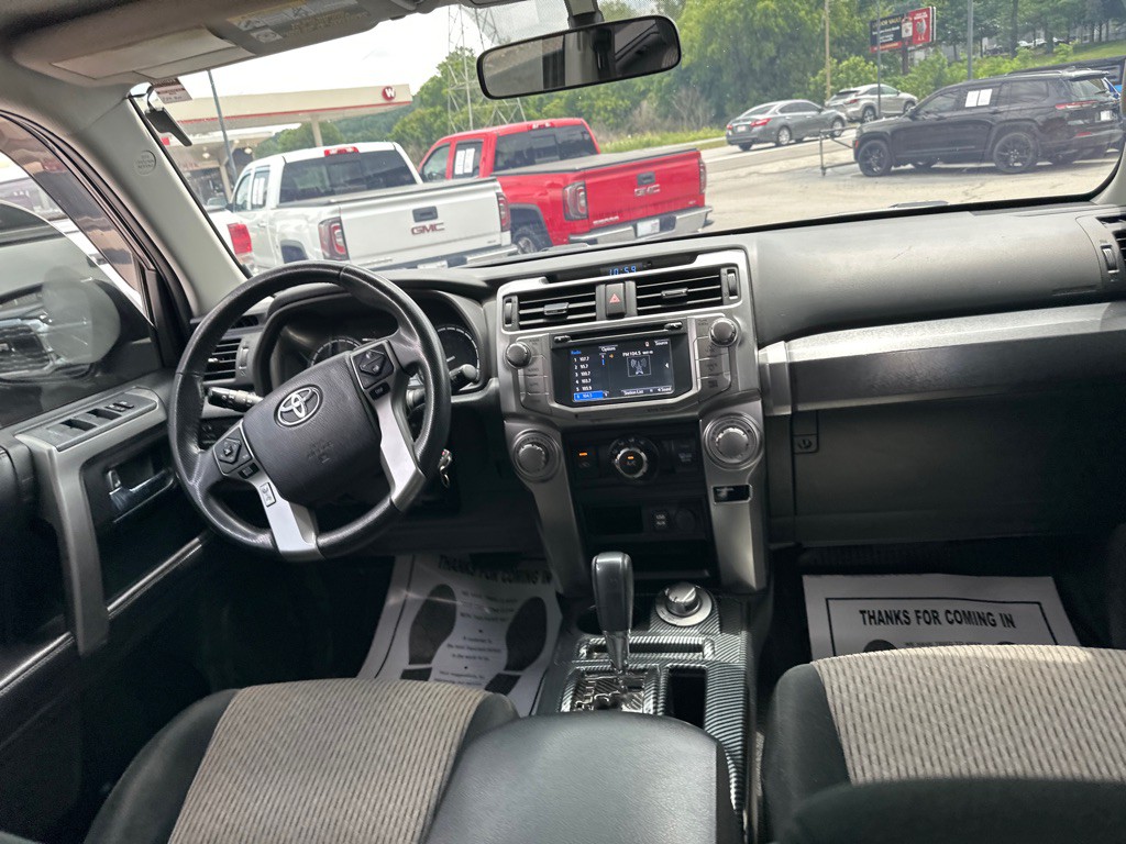 2018 Toyota 4Runner Image 11
