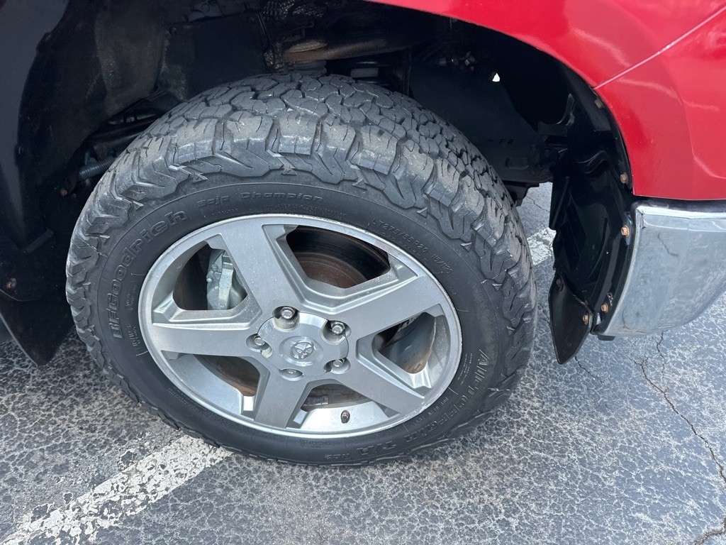 2014 Toyota Tundra Image 5