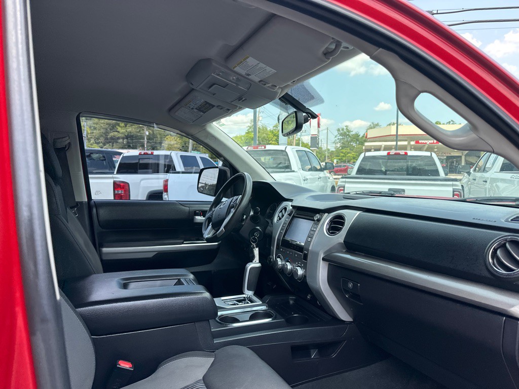 2014 Toyota Tundra Image 6