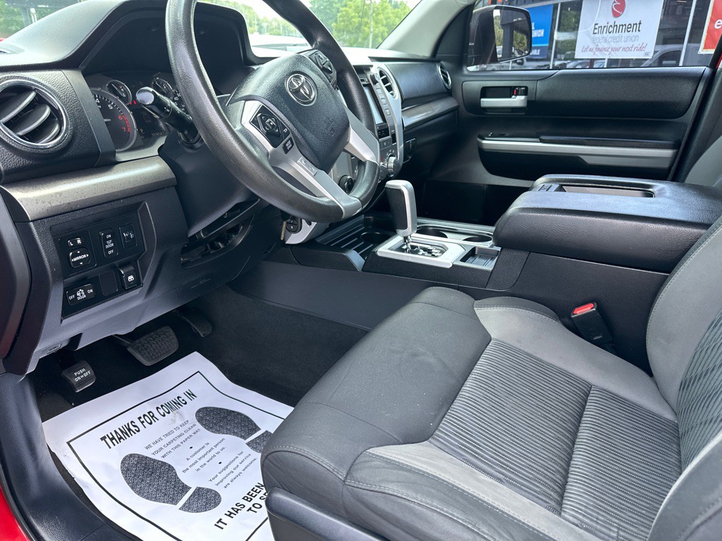 2014 Toyota Tundra Image 11