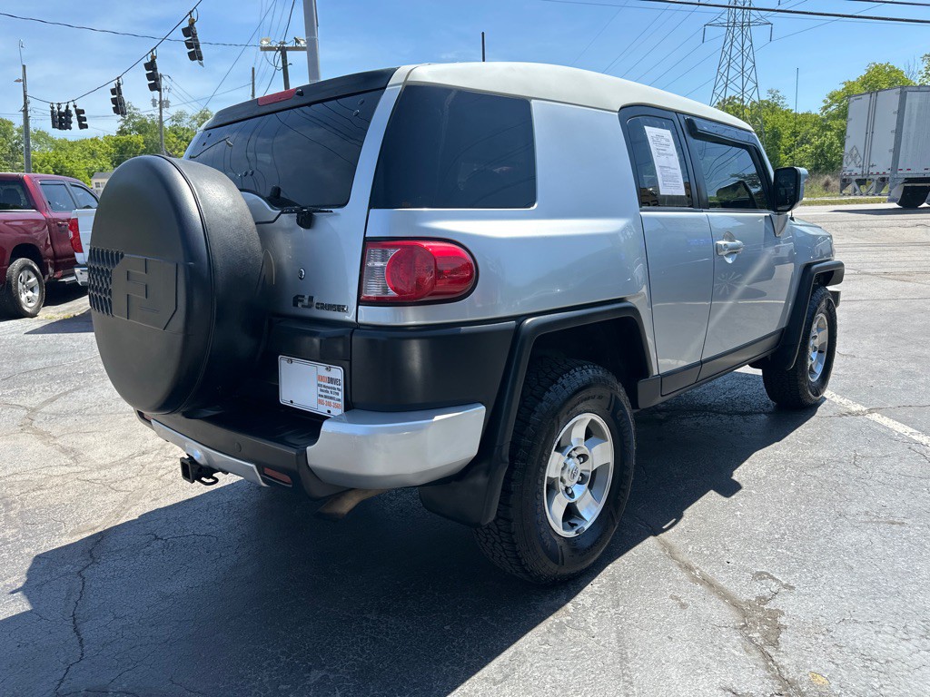 2008 Toyota FJ Cruiser Image 4