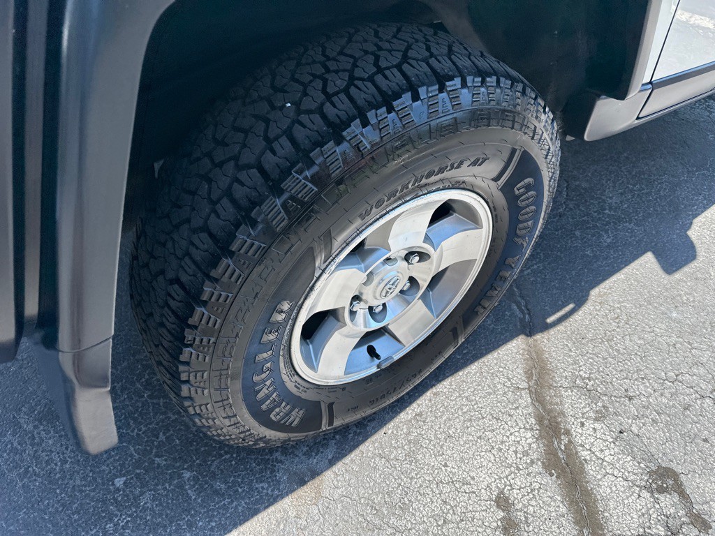2008 Toyota FJ Cruiser Image 12
