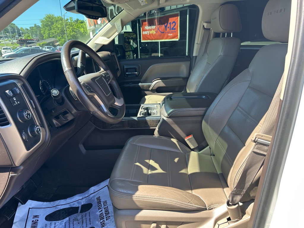 2015 GMC Sierra Image 5