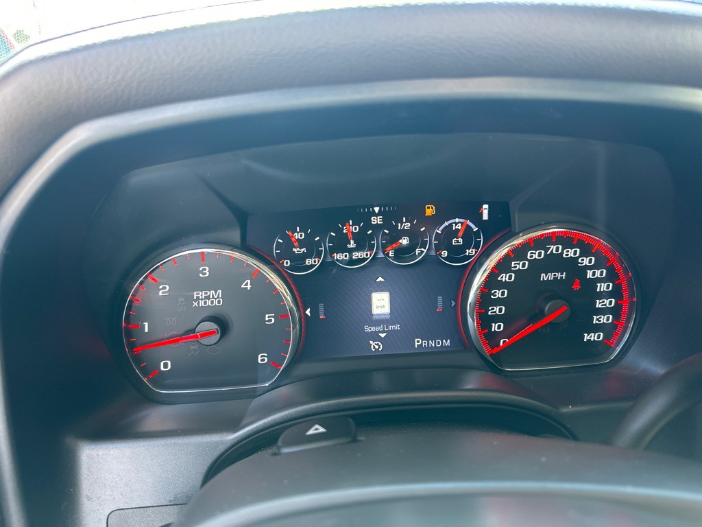 2015 GMC Sierra Image 17