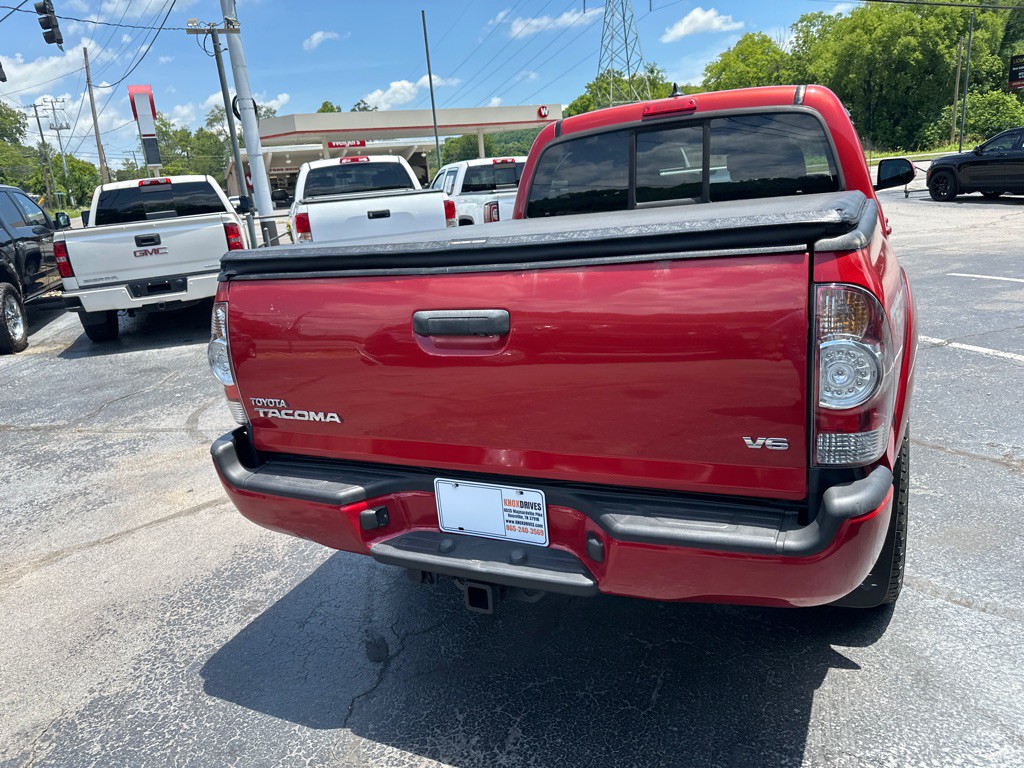2015 Toyota Tacoma Image 3
