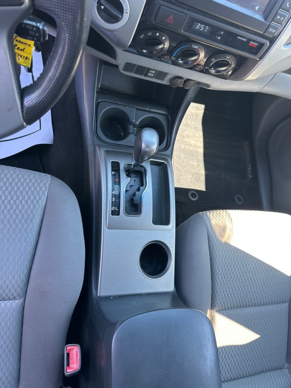 2013 Toyota Tacoma Image 17