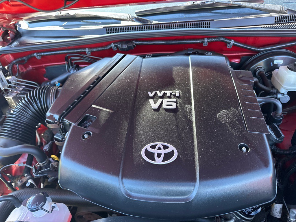 2013 Toyota Tacoma Image 20