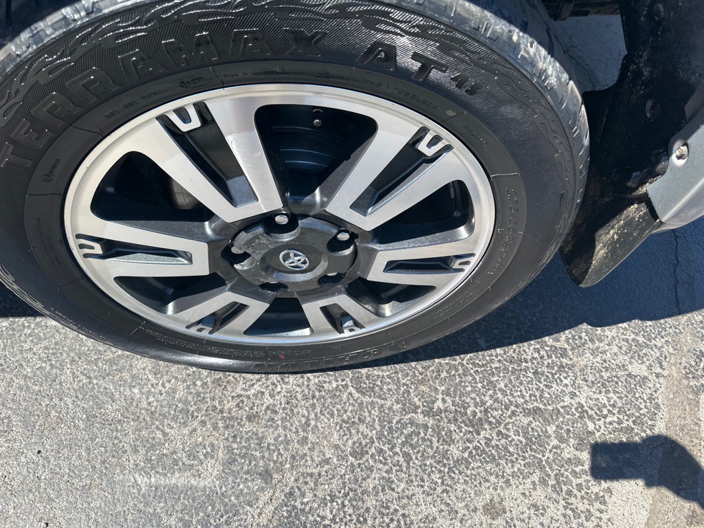2016 Toyota Tundra Image 13