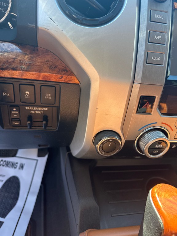 2016 Toyota Tundra Image 17
