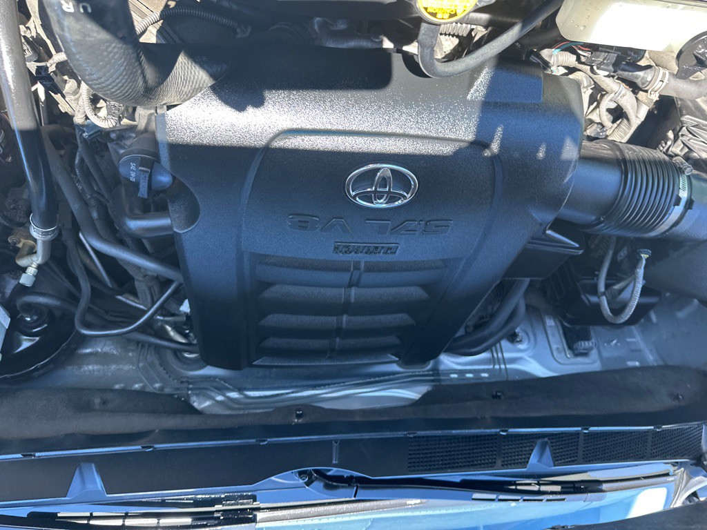 2016 Toyota Tundra Image 21