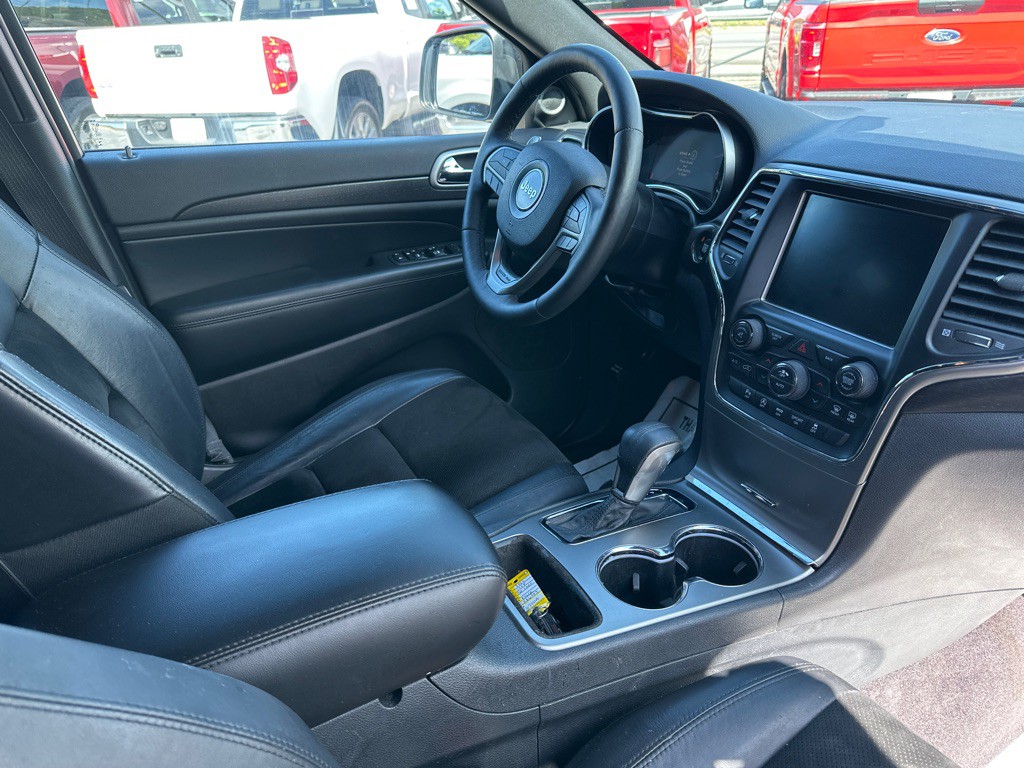 2017 Jeep Grand Cherokee Image 9