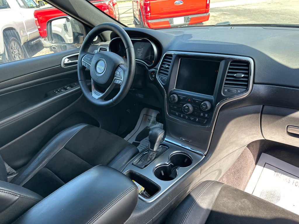 2017 Jeep Grand Cherokee Image 10