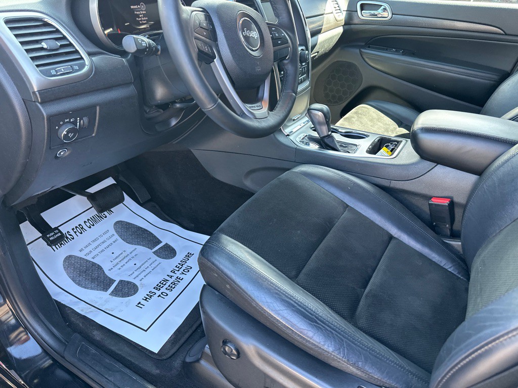 2017 Jeep Grand Cherokee Image 15