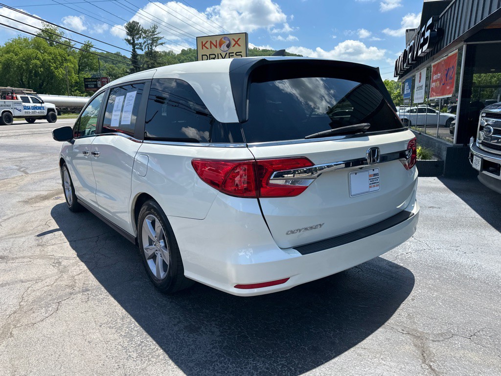2019 Honda Odyssey Image 2