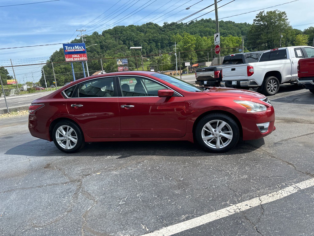 2014 Nissan Altima Image 4