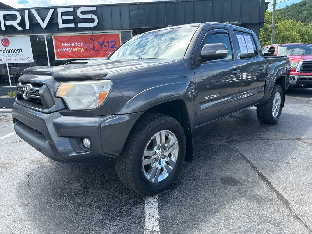 2012 Toyota Tacoma Image 1
