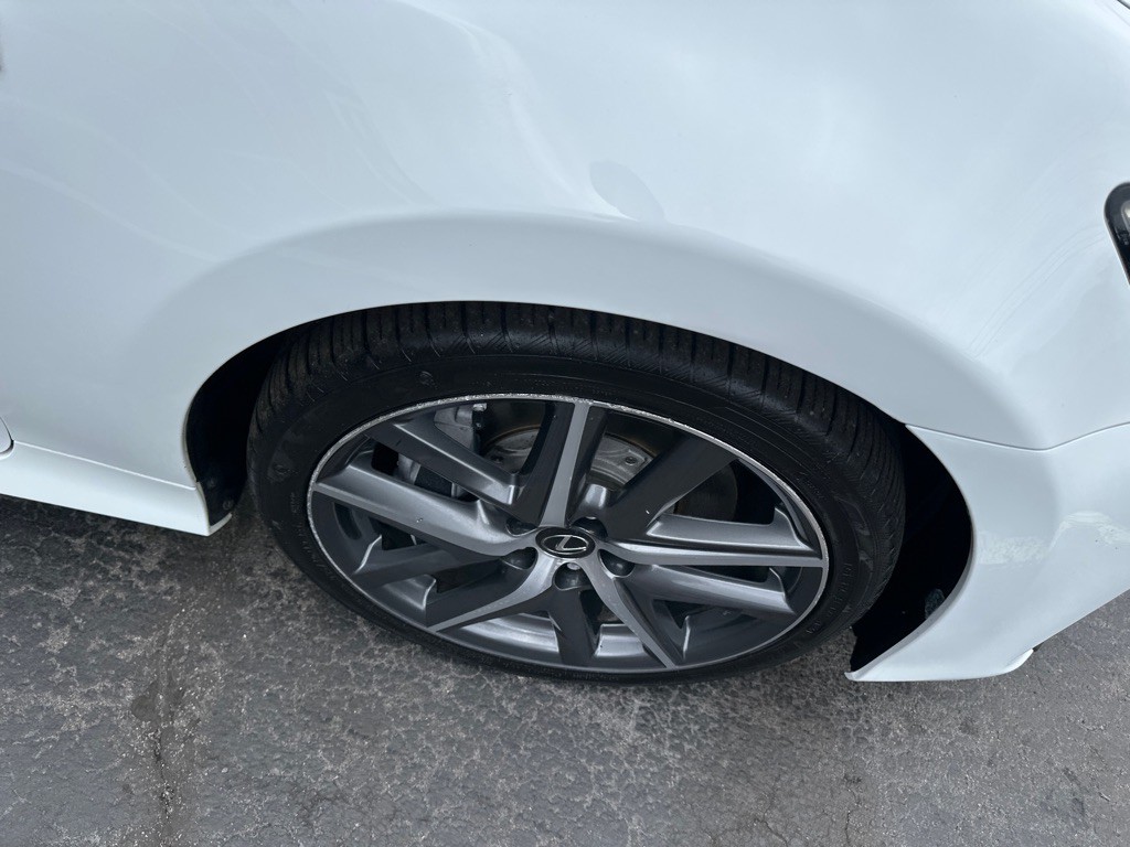 2017 Lexus GS Image 7