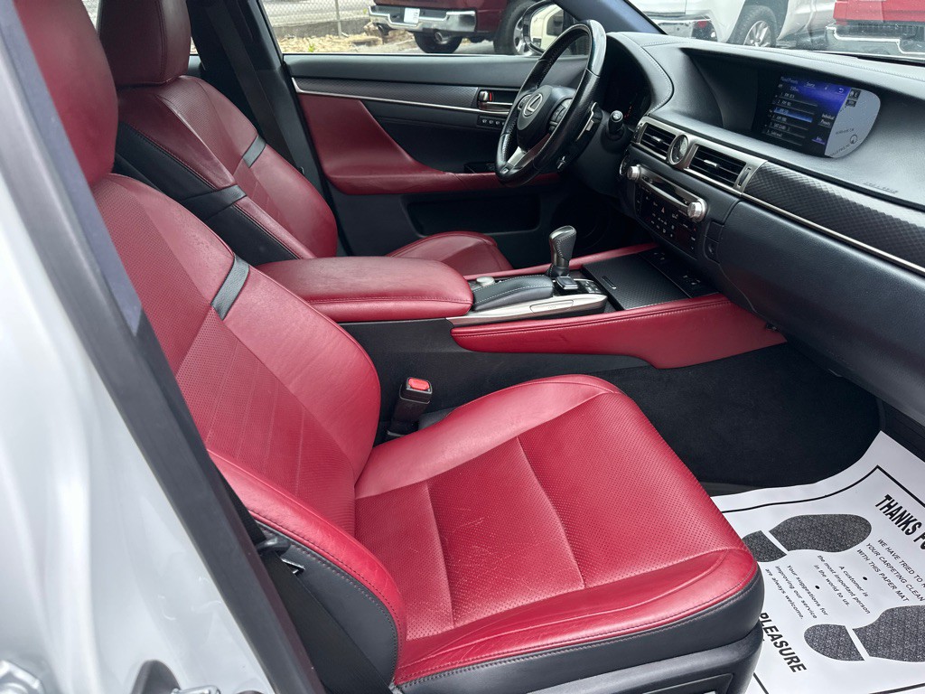 2017 Lexus GS Image 8