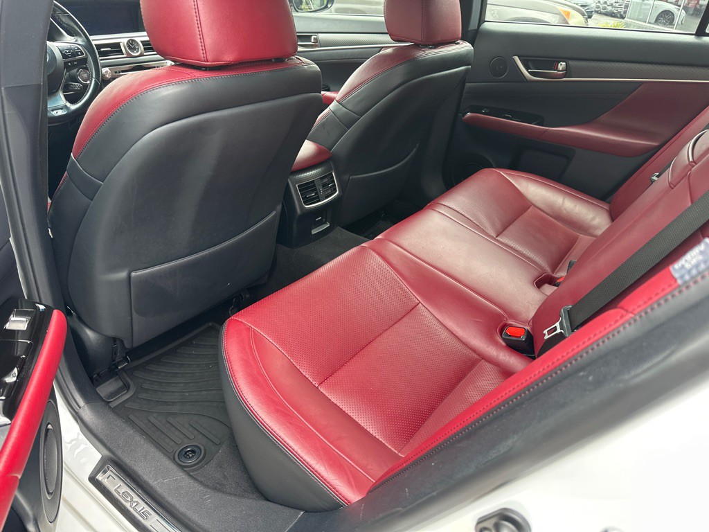 2017 Lexus GS Image 15
