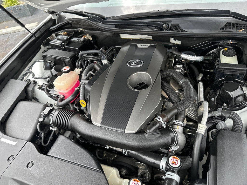2017 Lexus GS Image 21