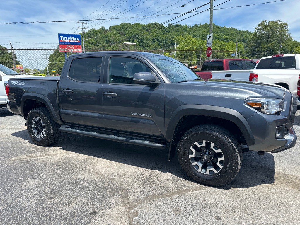 2018 Toyota Tacoma Image 5