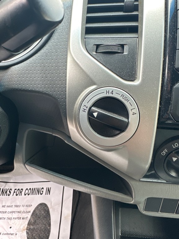 2013 Toyota Tacoma Image 15