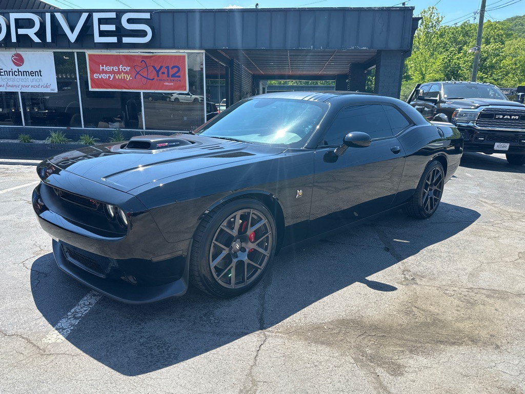 2018 Dodge Challenger Image 1