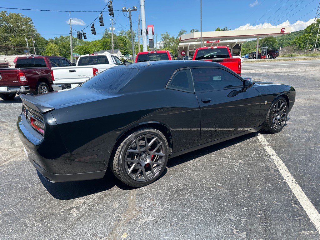 2018 Dodge Challenger Image 4