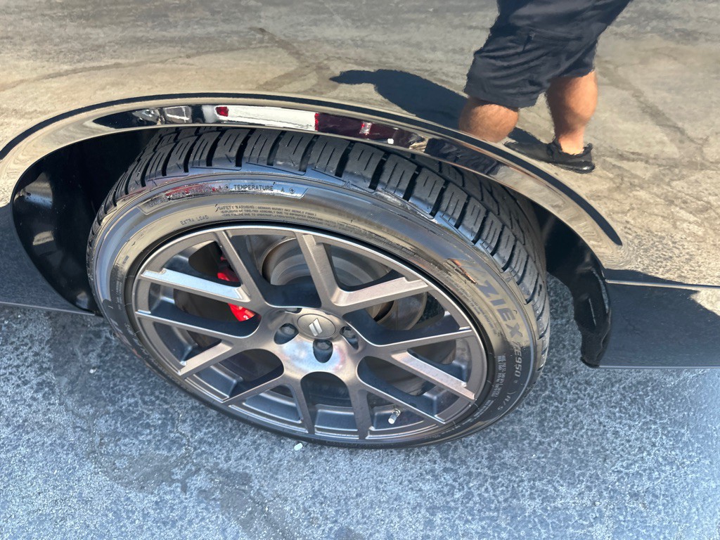 2018 Dodge Challenger Image 13