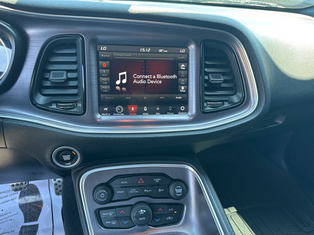 2018 Dodge Challenger Image 16