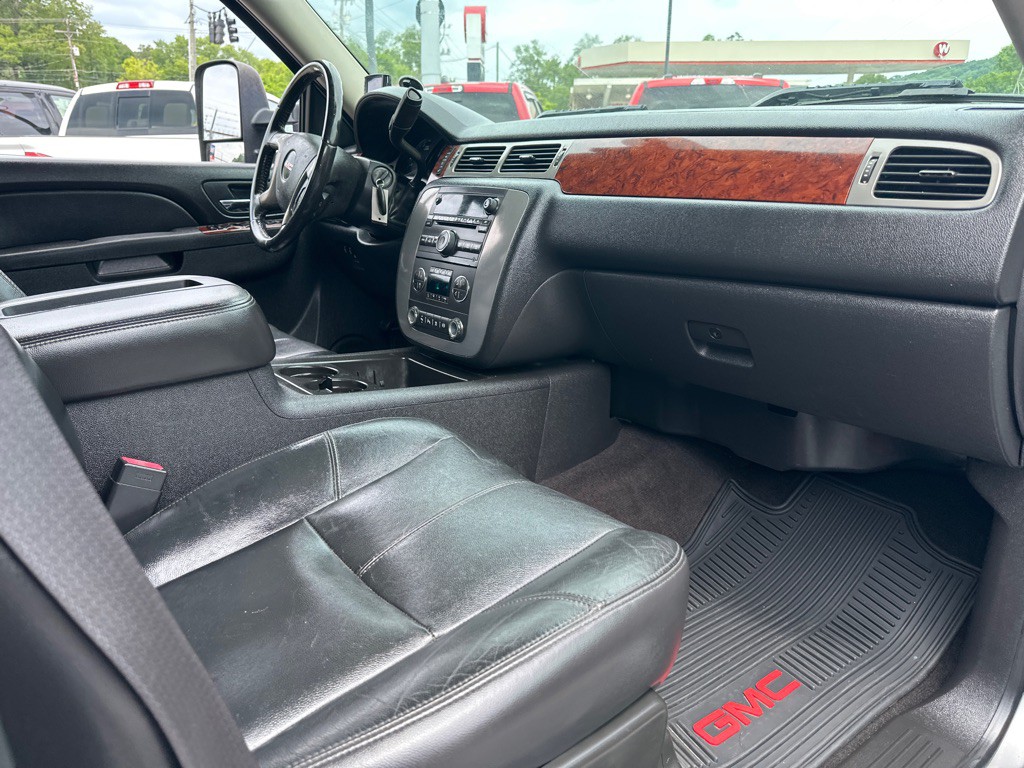 2011 GMC Sierra Image 7