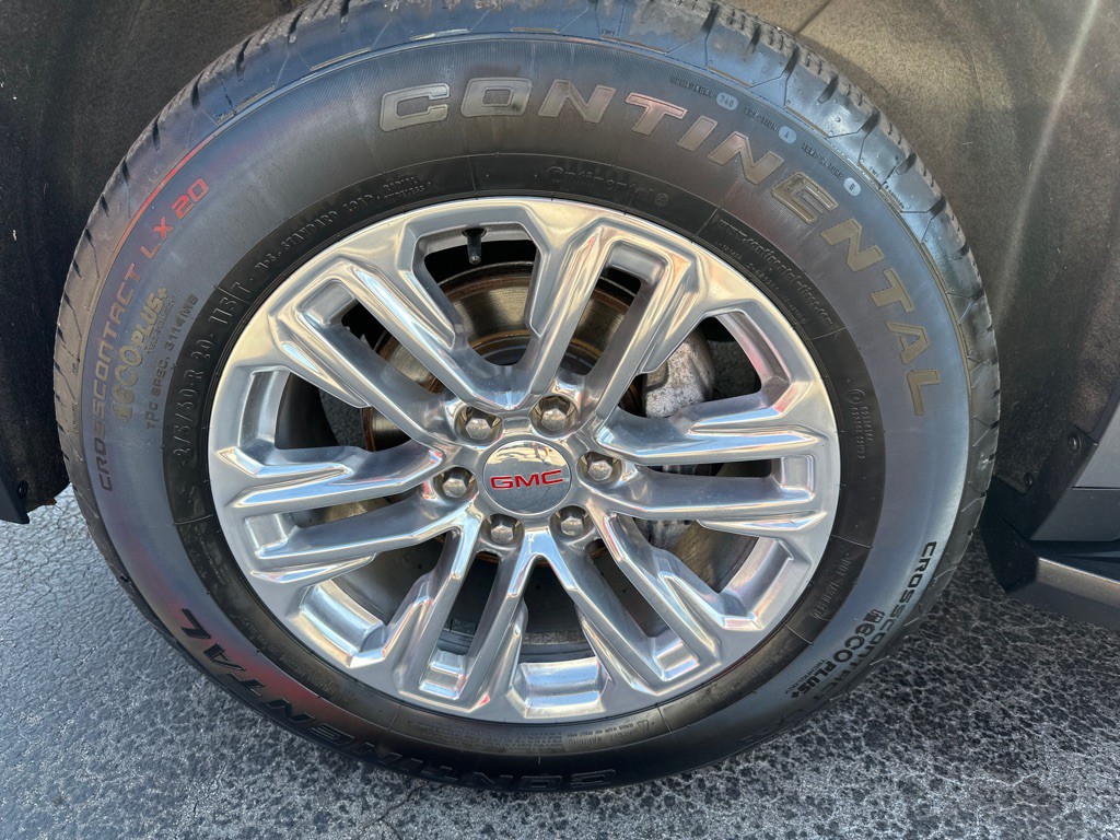 2022 GMC Yukon Image 20