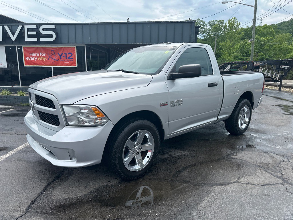 2014 RAM 1500 Image 1