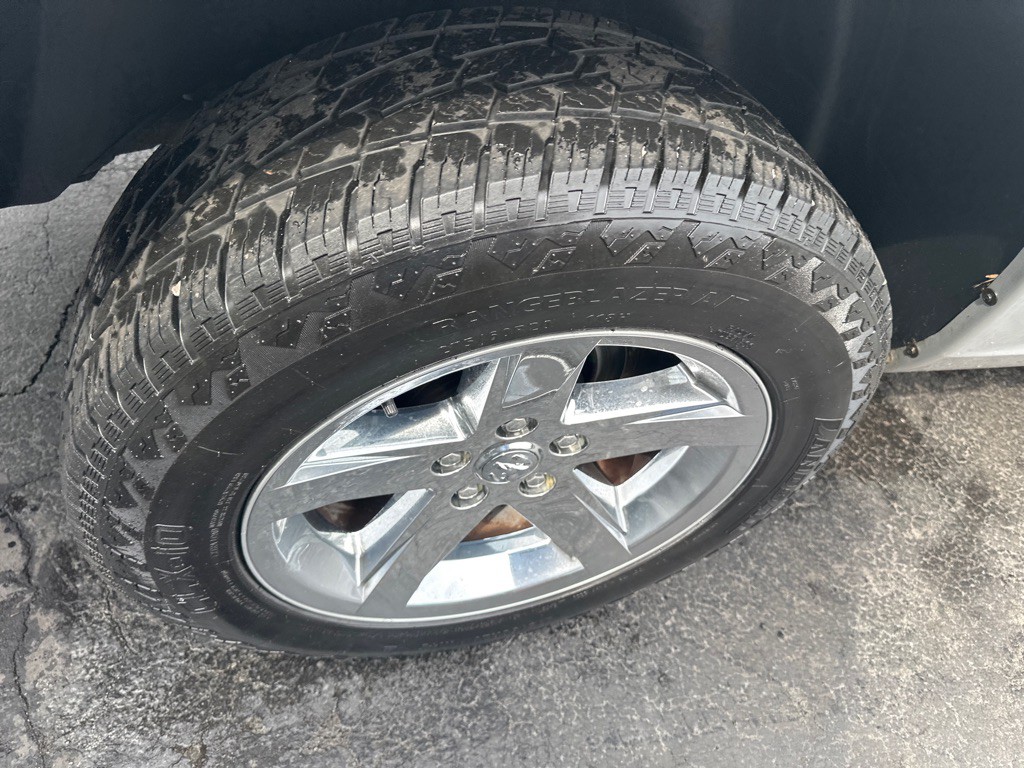 2014 RAM 1500 Image 10
