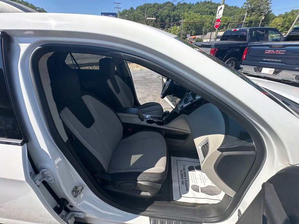 2014 Chevrolet Equinox Image 8