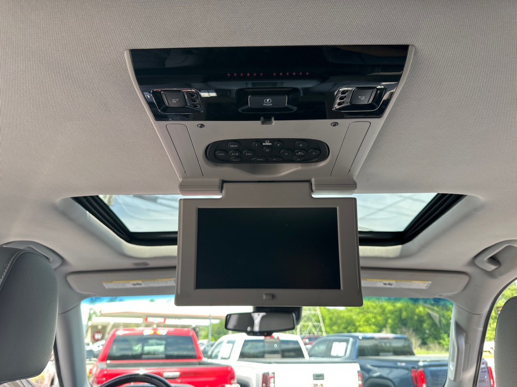 2016 Chevrolet Tahoe Image 9