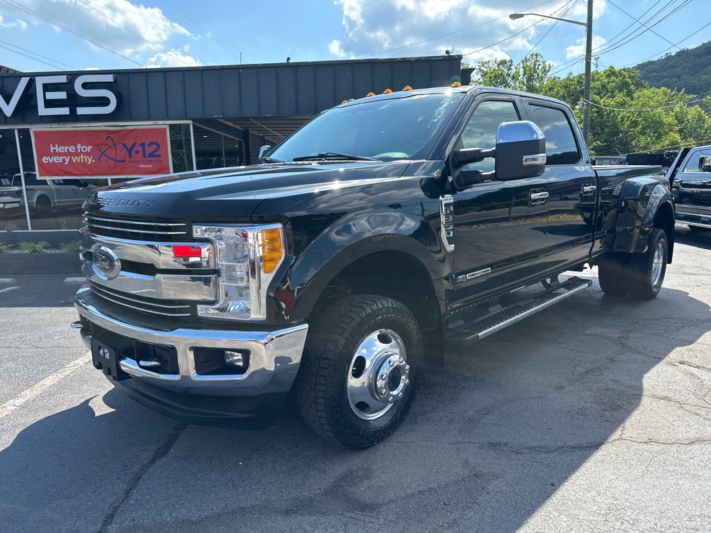 2017 Ford F-350 Image 1